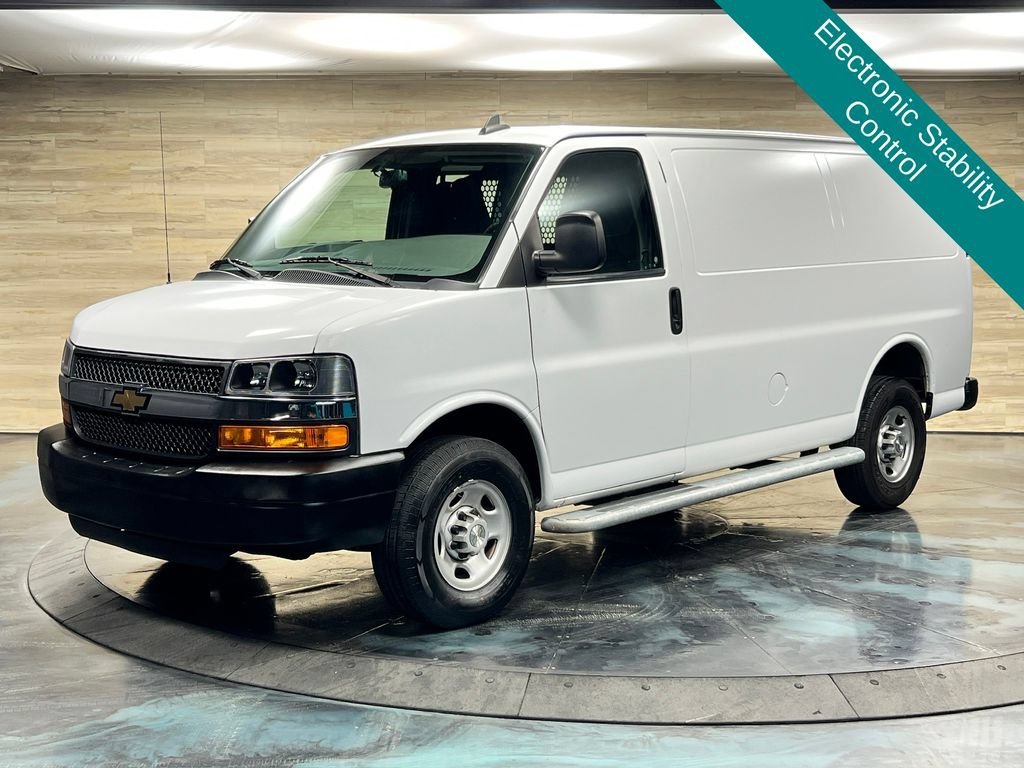 Used 2023 Chevrolet Express 2500 w/ Driver Convenience Package RWD image 5
