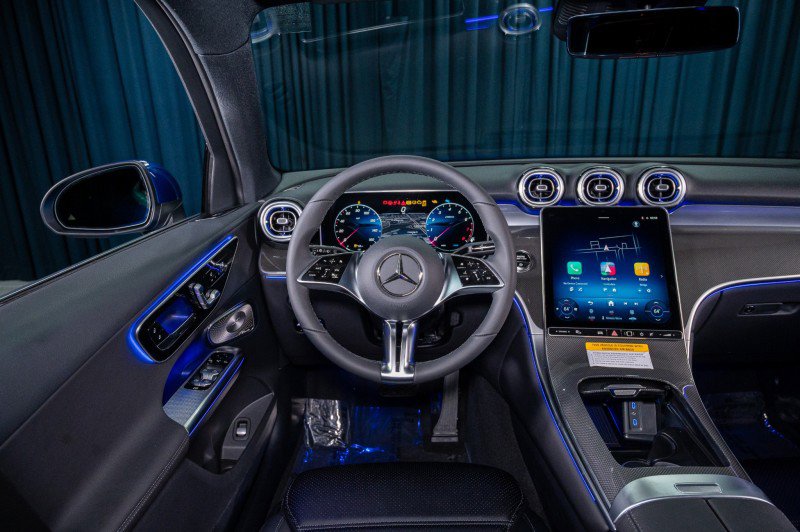 New 2026 Mercedes-Benz GLC 300 image 15