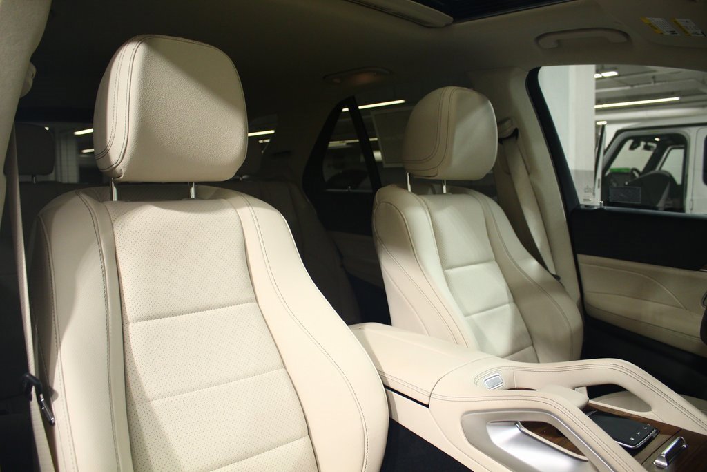 Used 2025 Mercedes-Benz GLE 350 4MATIC image 25