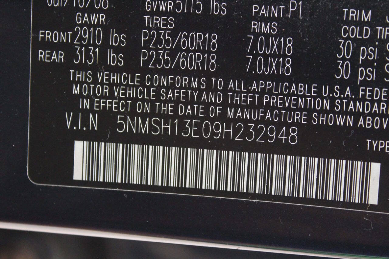 Used 2009 Hyundai Santa Fe Limited FWD image 11