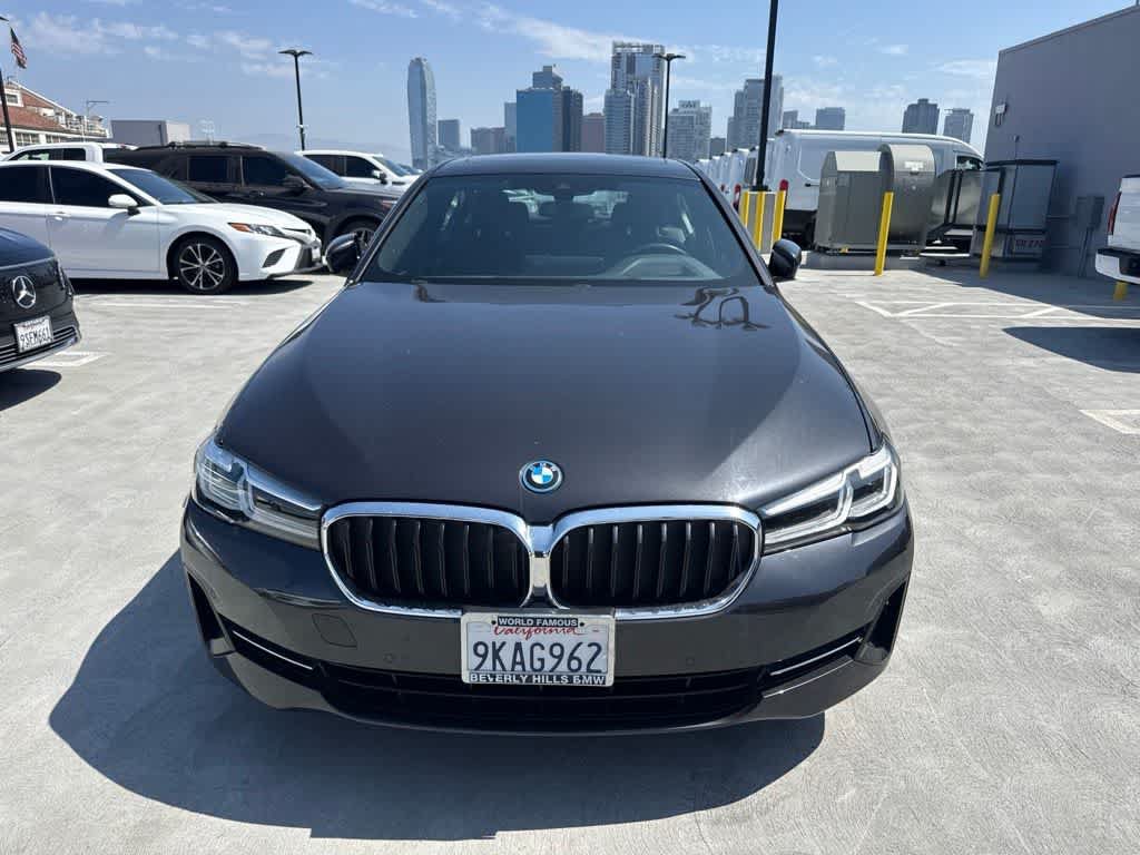 Used 2023 BMW 530e w/ Premium Package RWD image 8