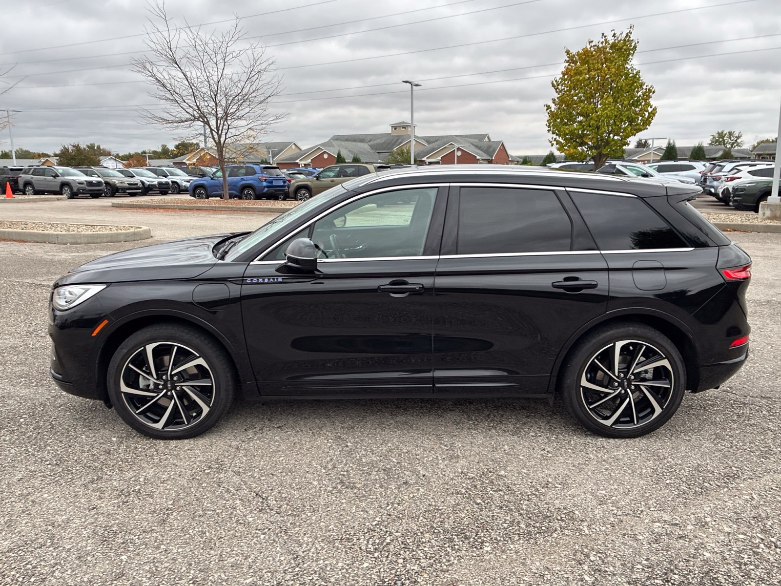 Used 2024 Lincoln Corsair Grand Touring w/ Equipment Group 301A AWD/4WD image 17