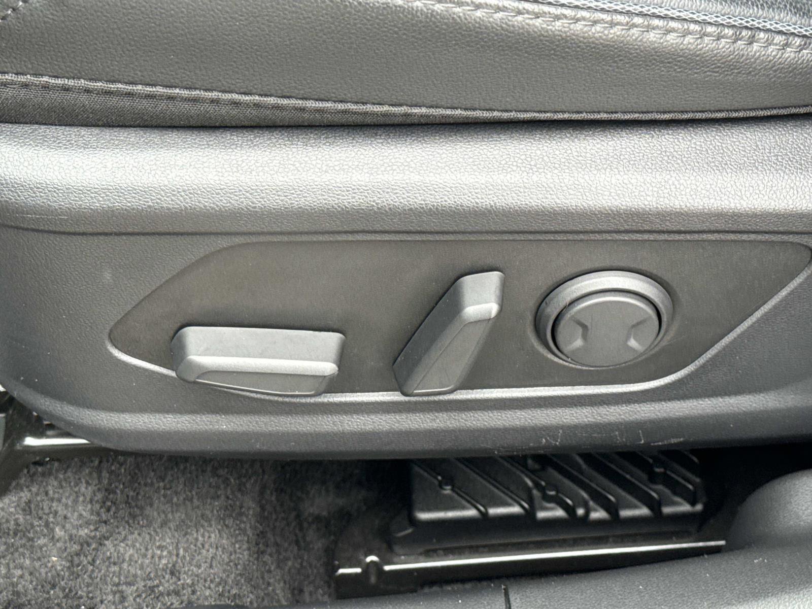 Used 2024 Hyundai Tucson Limited image 16