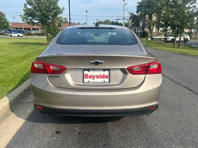 Used 2022 Chevrolet Malibu LS FWD image 18