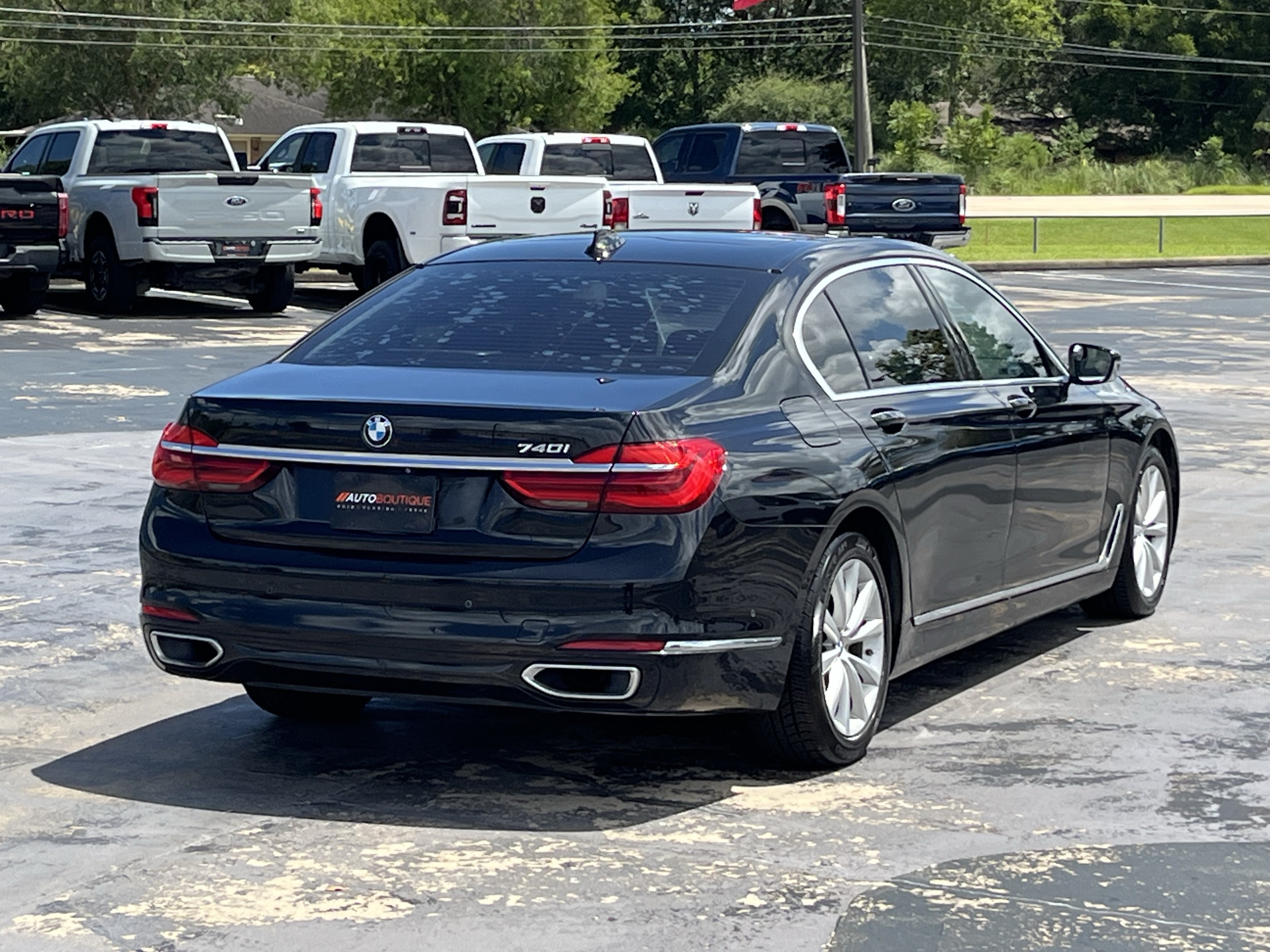 Used 2018 BMW 740i RWD image 12