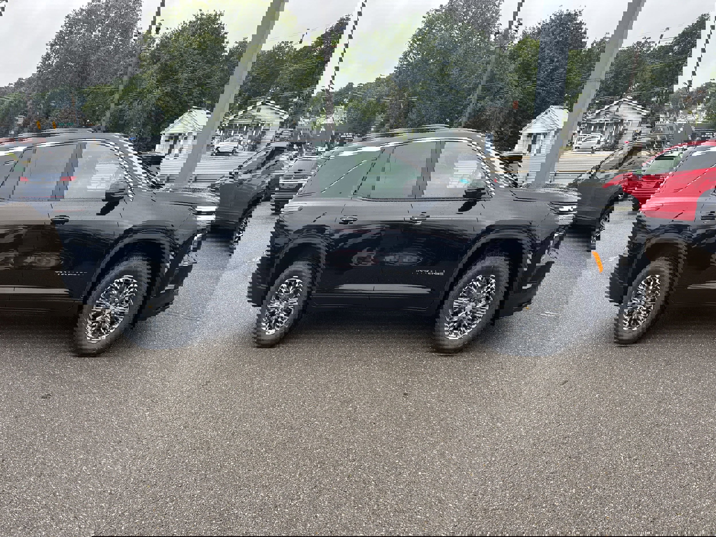 New 2026 Chevrolet Traverse LT image 2