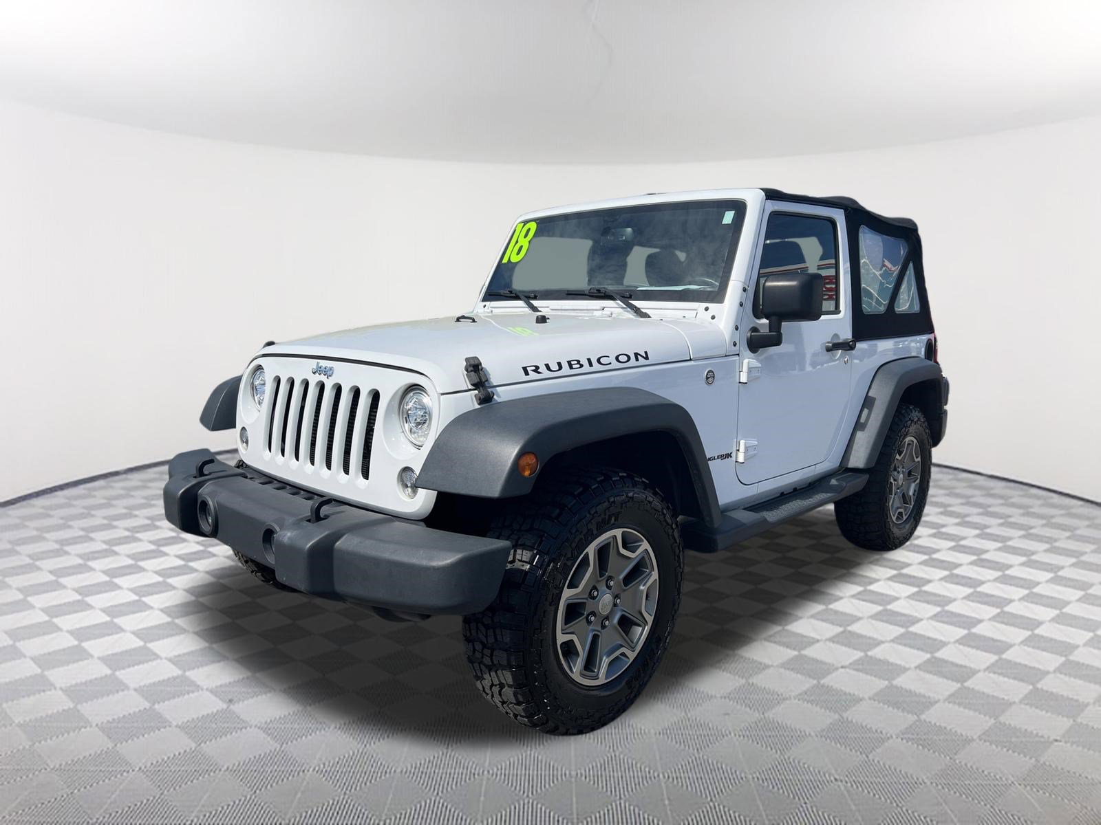 Used 2018 Jeep Wrangler Rubicon w/ Power Convenience Group image 3