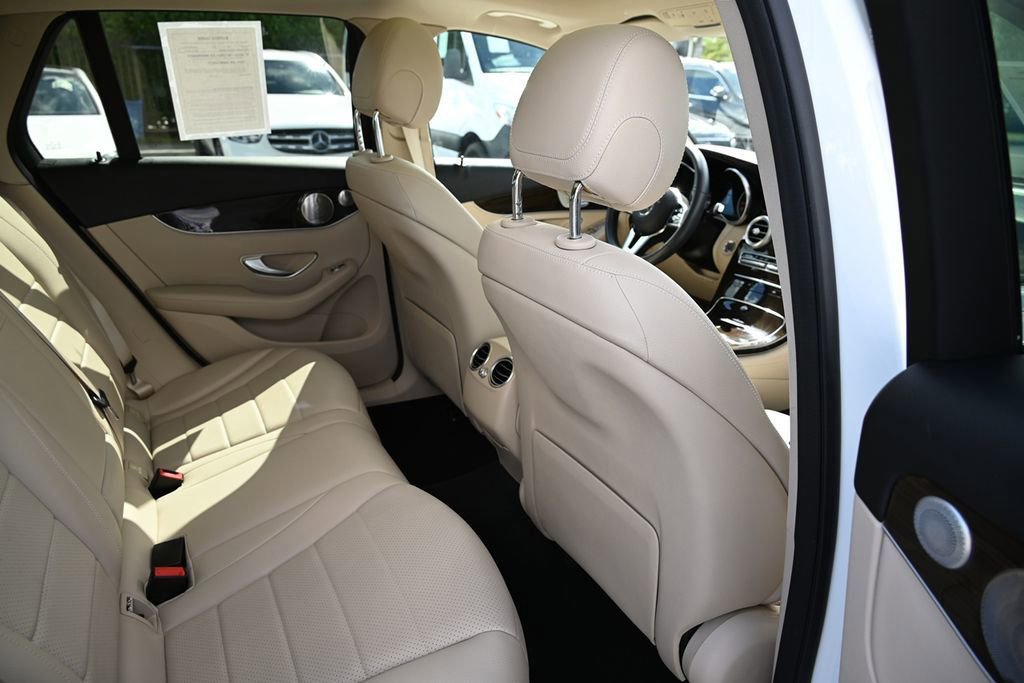 Used 2020 Mercedes-Benz GLC 300 GLC 300 image 11