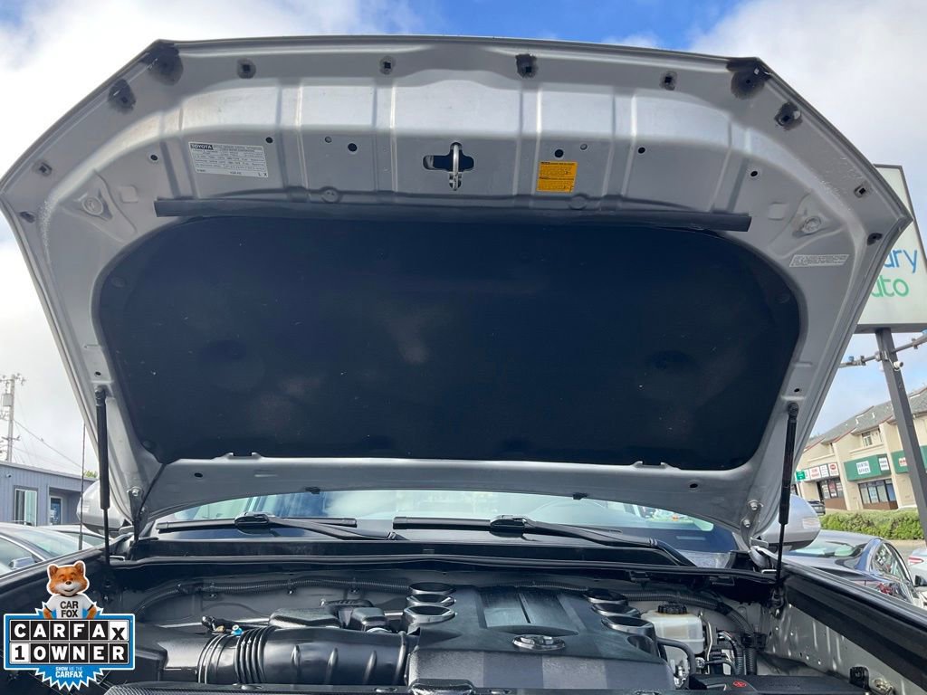 Used 2013 Toyota 4Runner Limited image 10