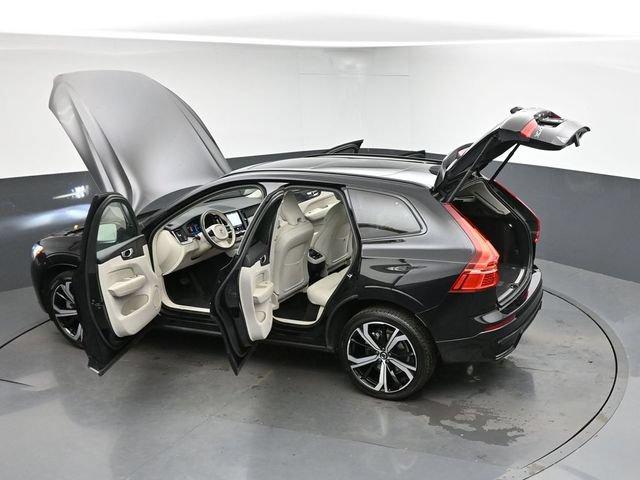 Used 2023 Volvo XC60 B6 Ultimate w/ Climate Package AWD/4WD image 49