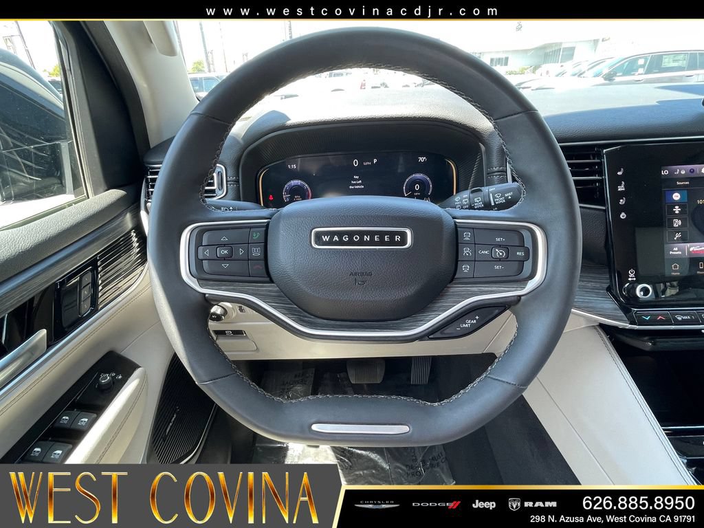 Used 2024 Jeep Wagoneer L Series III w/ Flexible Seating Group AWD/4WD image 27