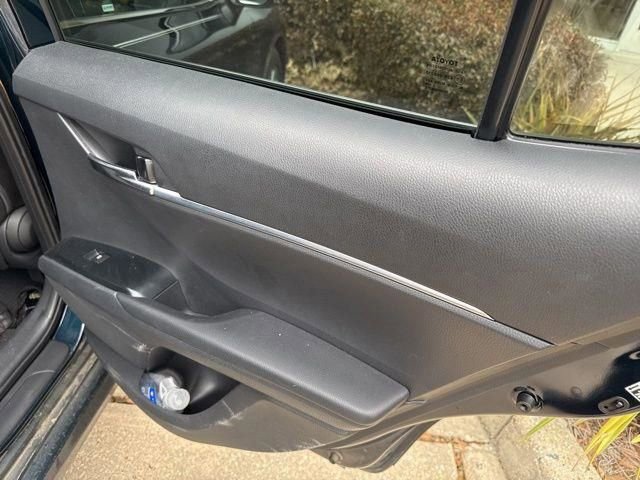 Used 2019 Toyota Camry LE image 26