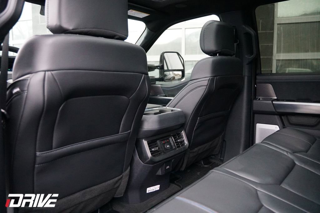 Used 2026 Ford F450 Platinum image 39