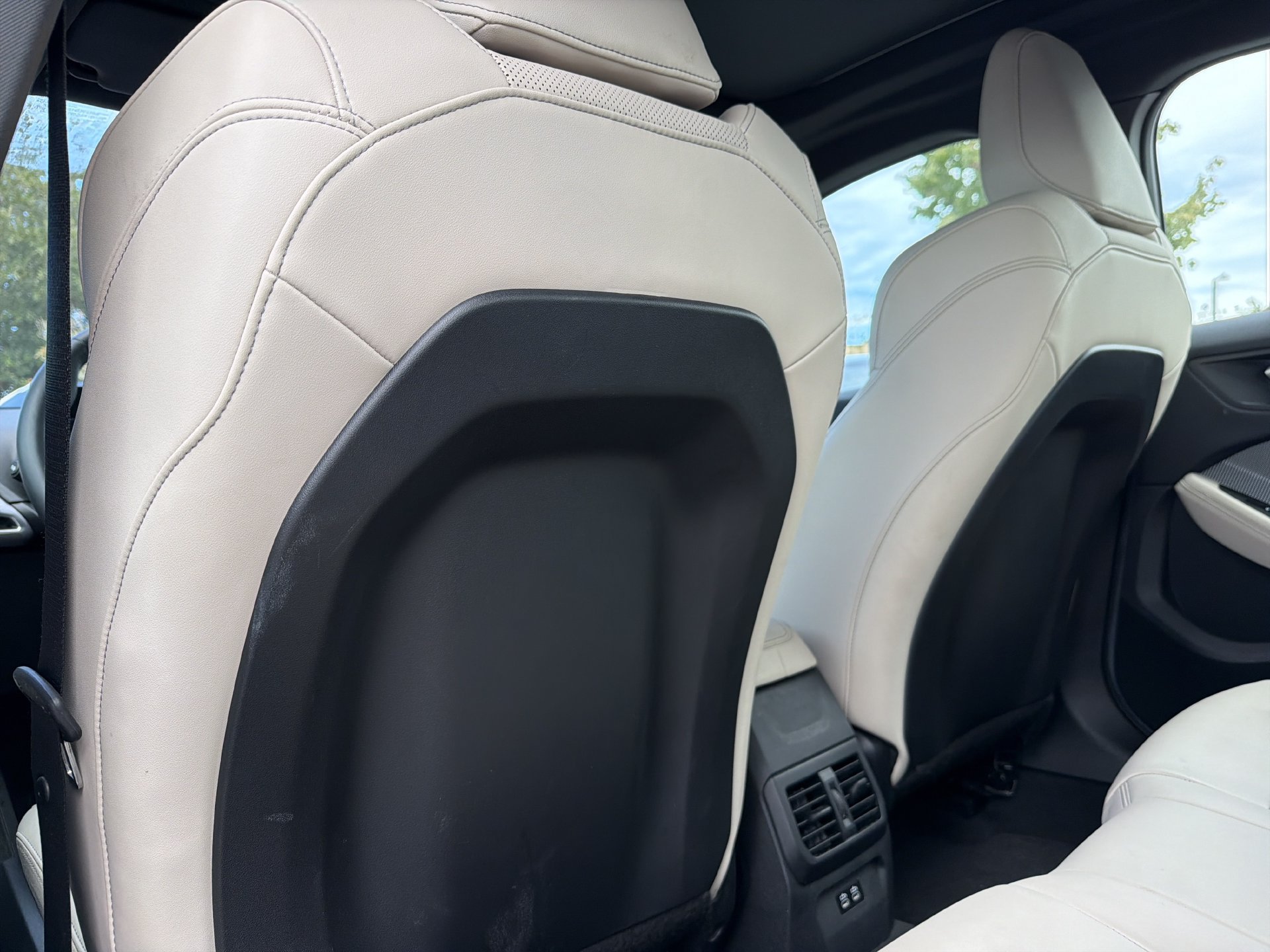 Certified 2025 BMW 228i xDrive AWD/4WD image 19