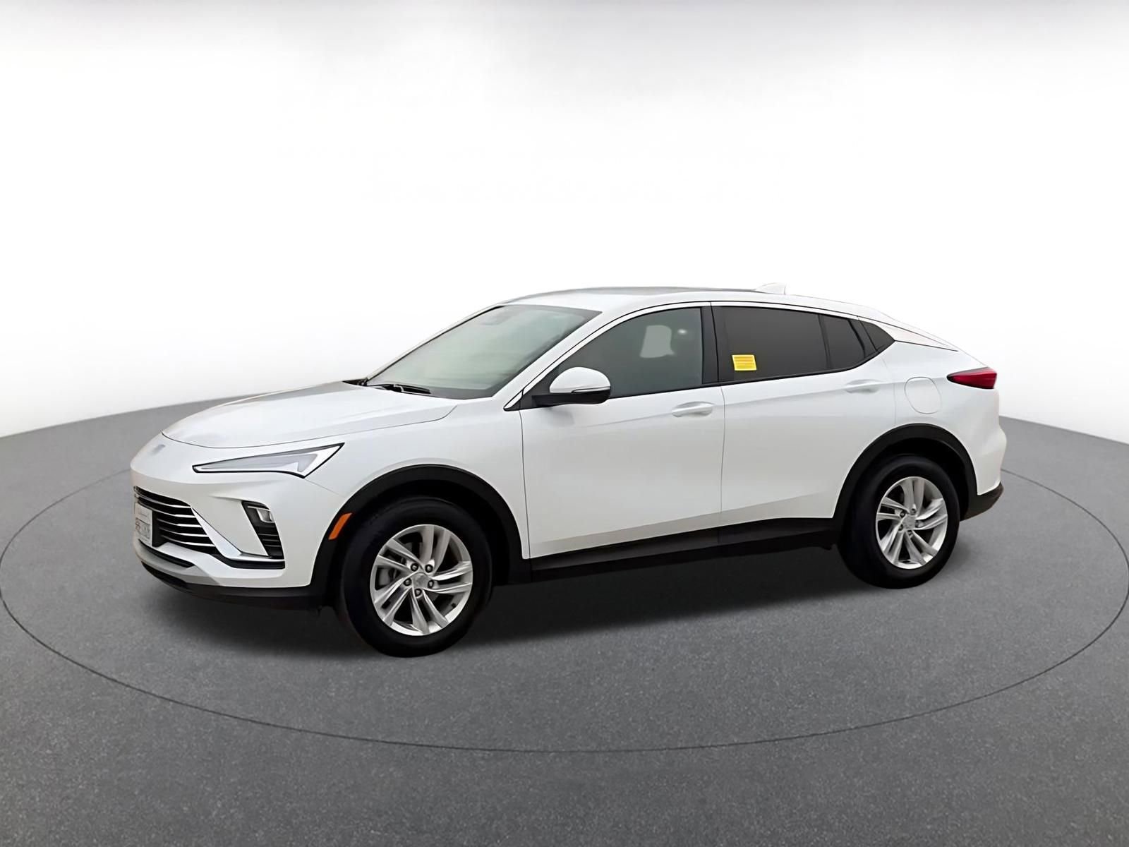 Used 2025 Buick Envista Preferred image 9