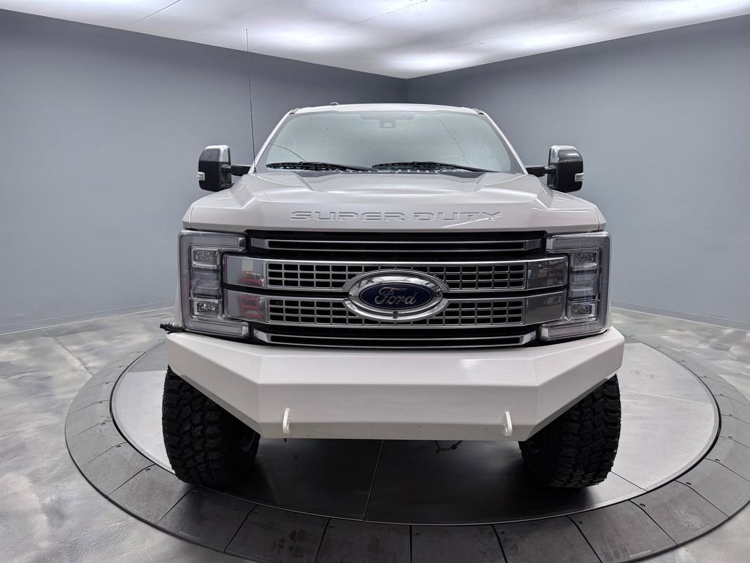Used 2018 Ford F350 Platinum w/ Platinum Ultimate Package image 2