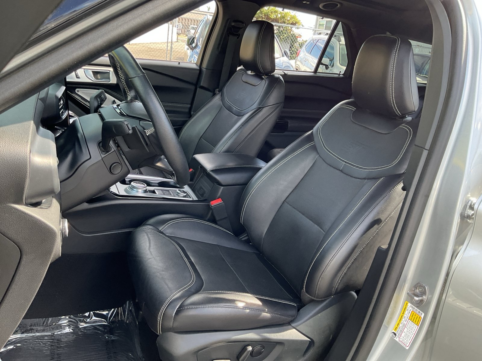Used 2024 Ford Explorer ST w/ Equipment Group 401A AWD/4WD image 18