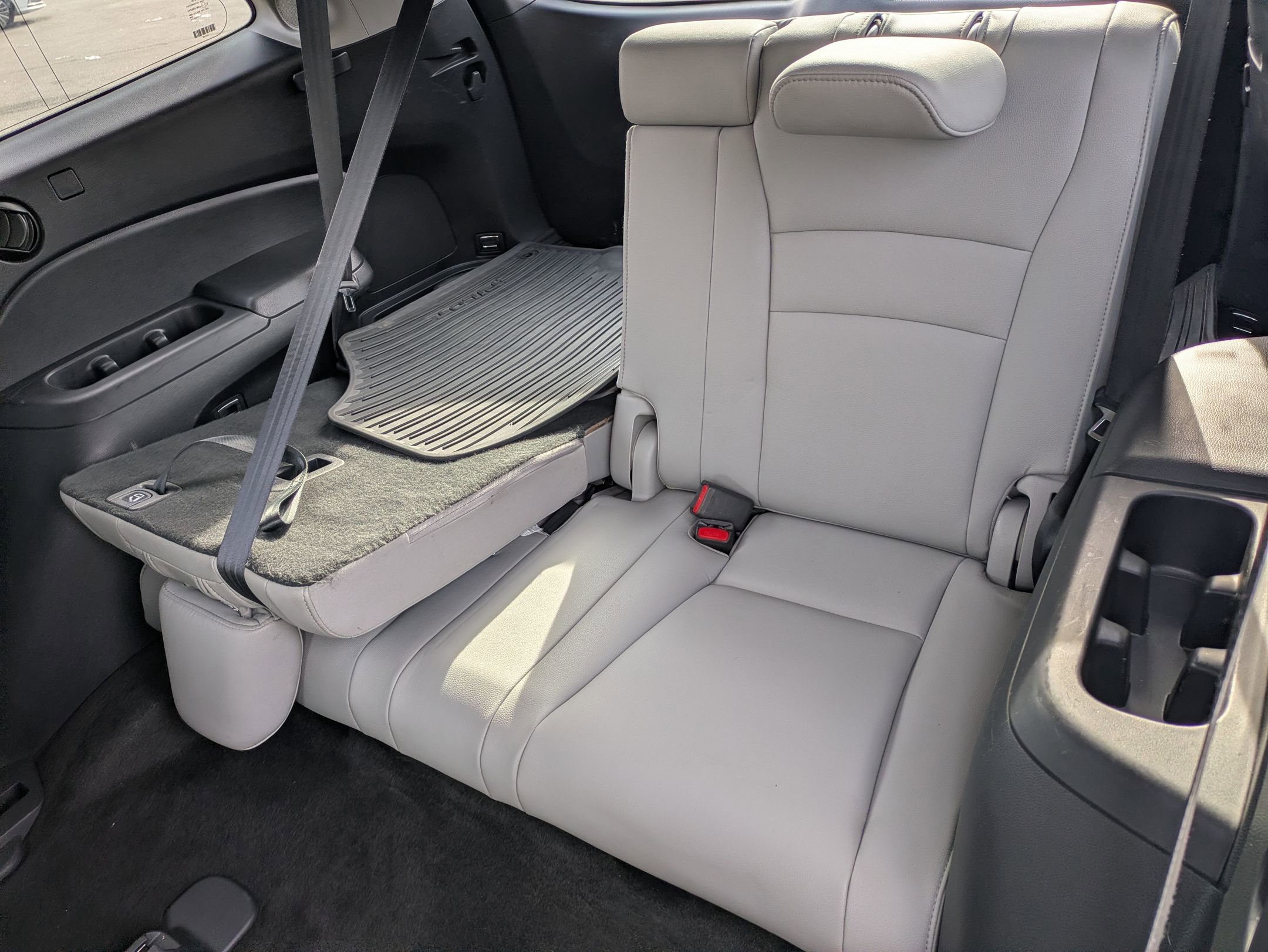 Used 2016 Honda Pilot Elite image 27