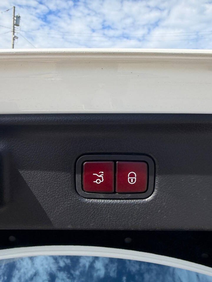 Used 2023 Mercedes-Benz S 580 4MATIC Sedan image 25