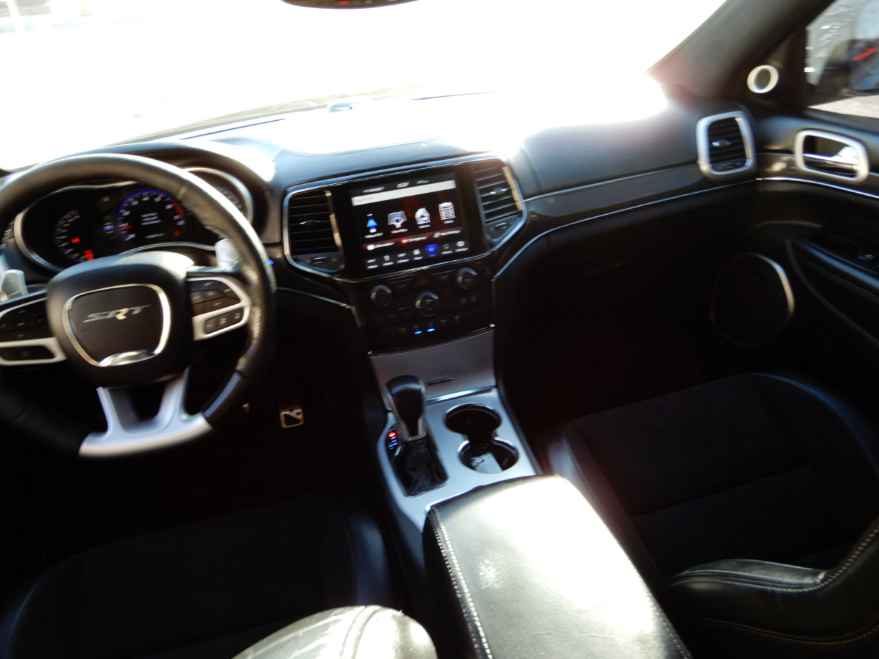 Used 2019 Jeep Grand Cherokee SRT image 19