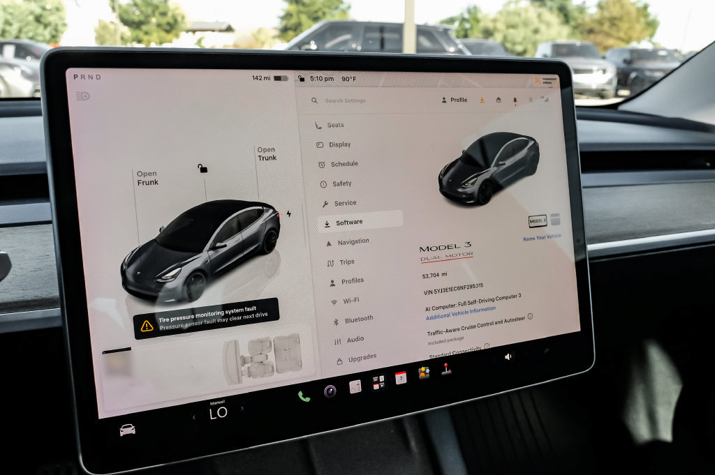 Used 2022 Tesla Model 3 Performance AWD/4WD image 22