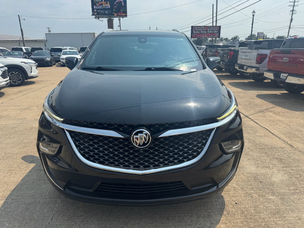 Used 2022 Buick Enclave Avenir w/ Avenir Technology Package FWD image 8