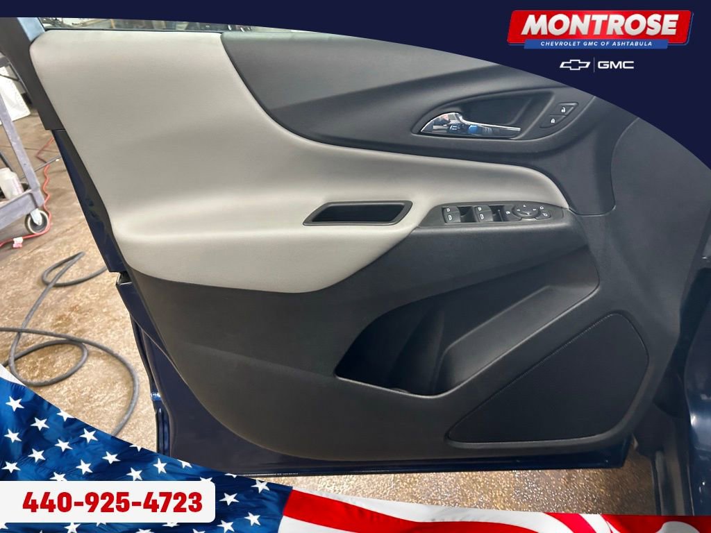 Used 2022 Chevrolet Equinox LS w/ LS Convenience Package image 9