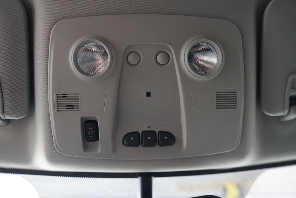 Used 2015 GMC Acadia Denali image 37