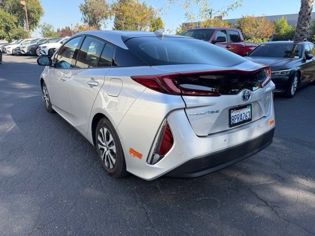 Used 2020 Toyota Prius Prime Limited FWD image 5