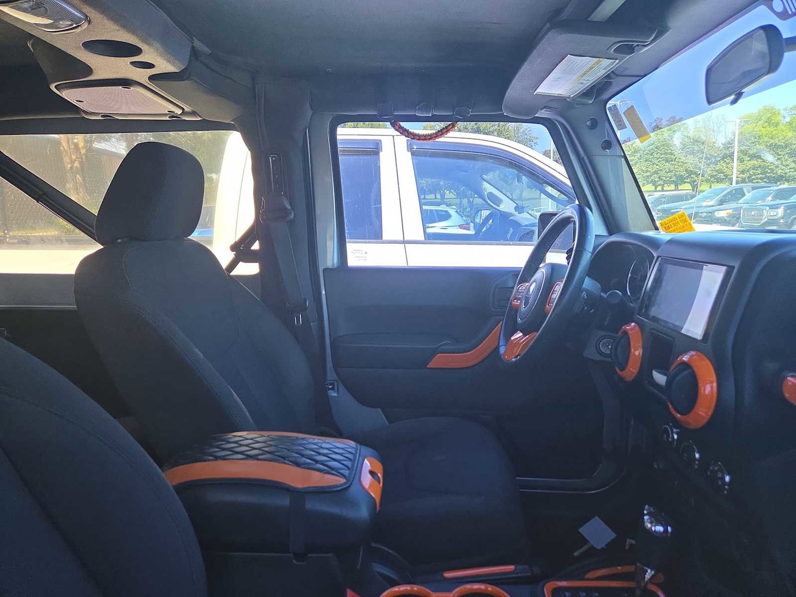 Used 2015 Jeep Wrangler Sport w/ Connectivity Group image 12