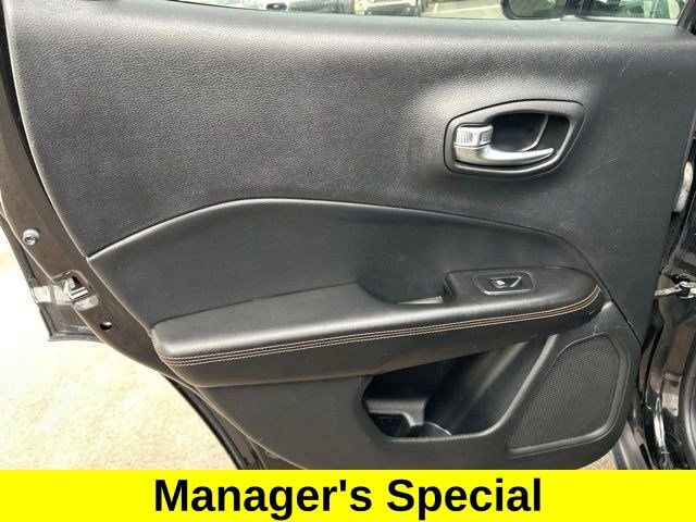 Used 2020 Jeep Compass Limited AWD/4WD image 31