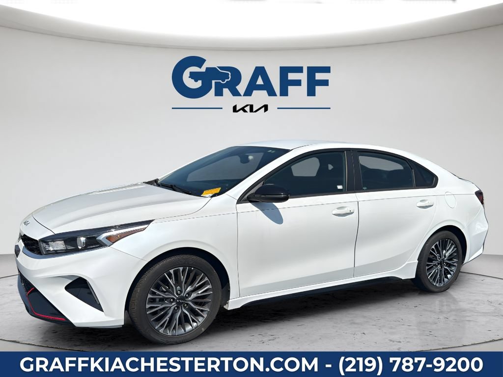 Used 2023 Kia Forte GT-Line FWD image 2