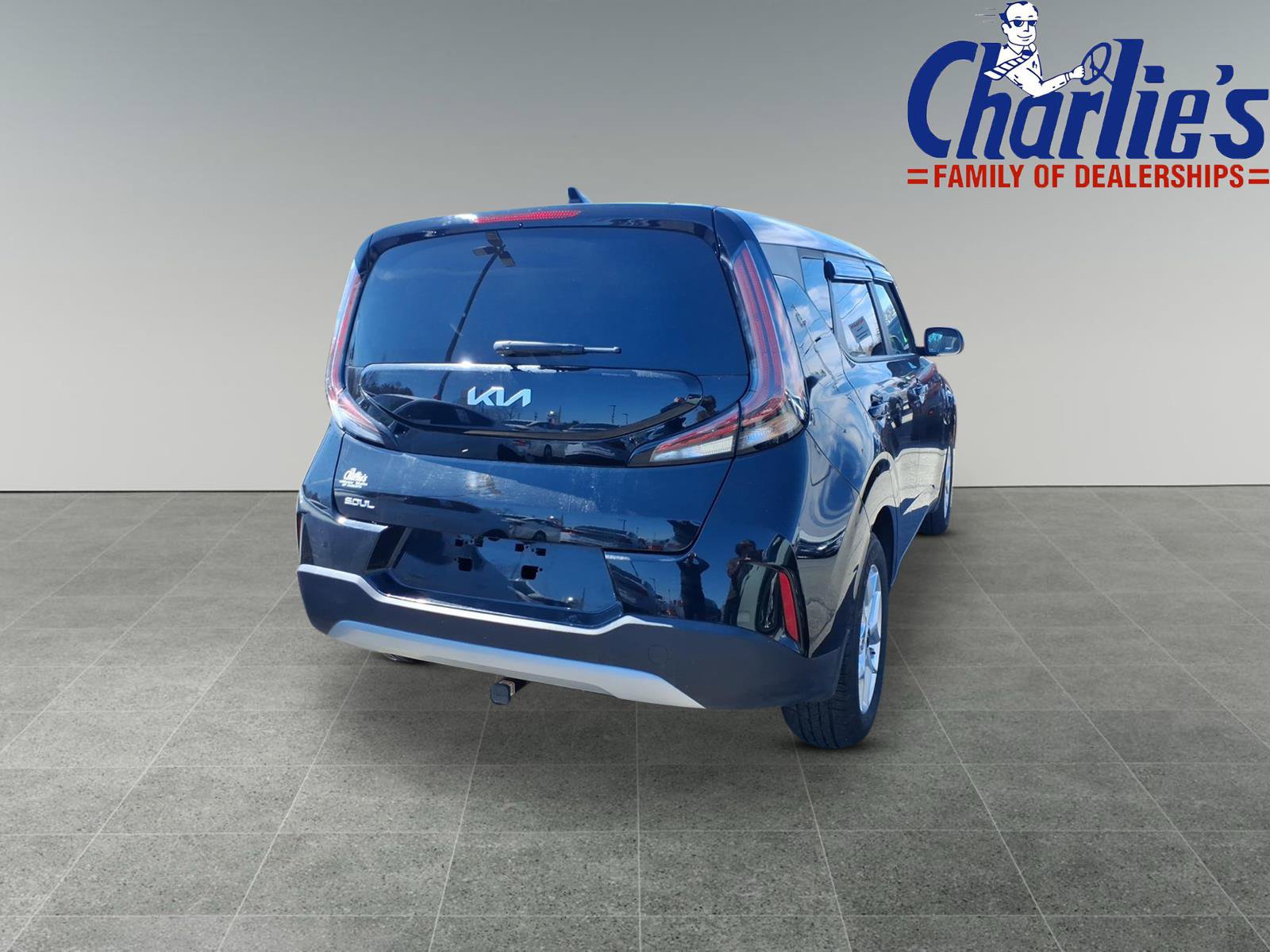 Certified 2023 Kia Soul S FWD image 5