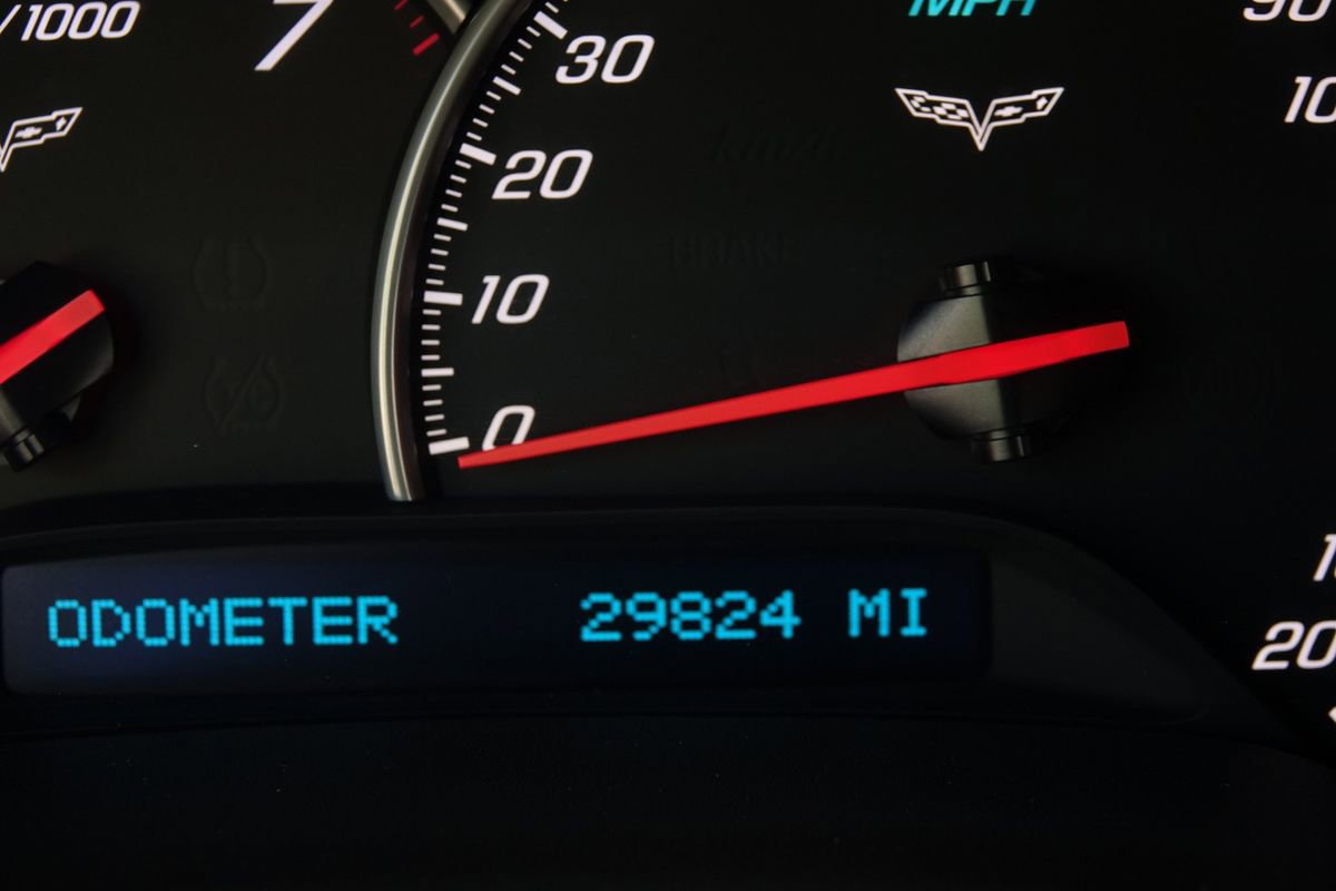 Used 2012 Chevrolet Corvette Grand Sport w/ 3LT Preferred Equipment Group image 5