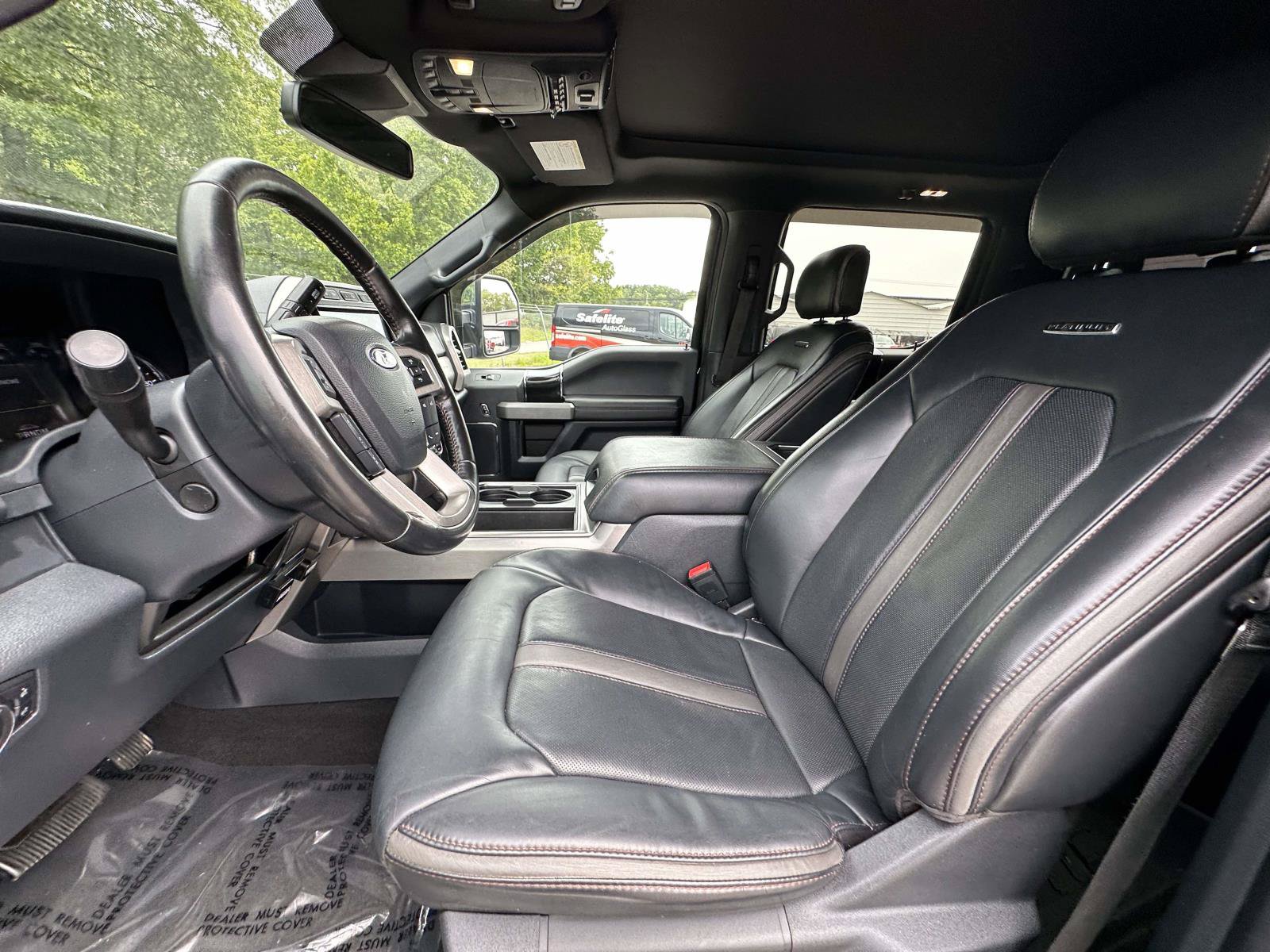 Used 2022 Ford F450 Platinum w/ FX4 Off-Road Package AWD/4WD image 24