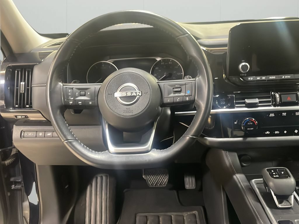 Used 2025 Nissan Pathfinder SV AWD/4WD image 19