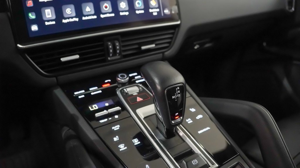 Certified 2023 Porsche Cayenne image 32