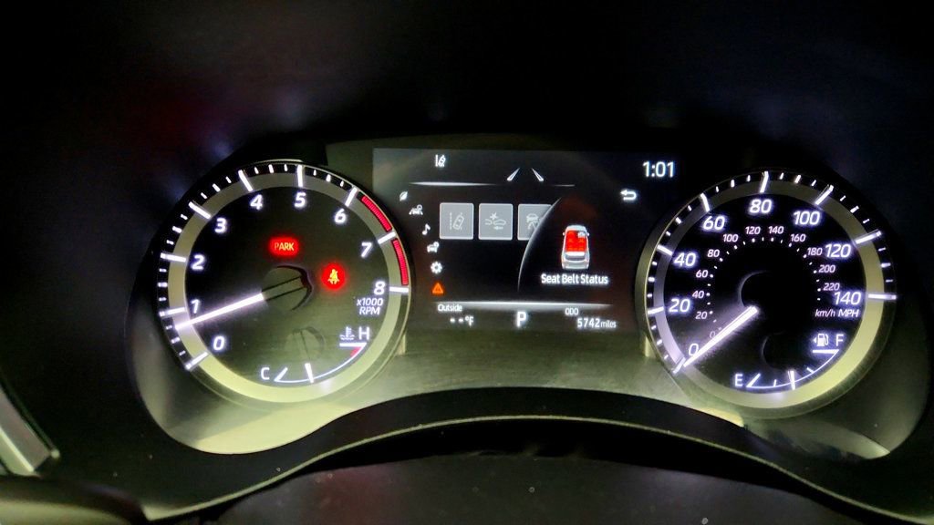 Used 2023 Toyota Highlander XSE AWD/4WD image 15