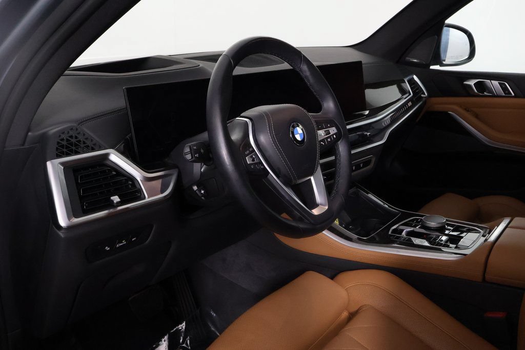 Used 2024 BMW X5 sDrive40i w/ Premium Package RWD image 7