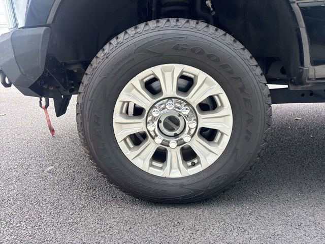 Used 2022 Ford F350 XLT w/ XLT Value Package image 7