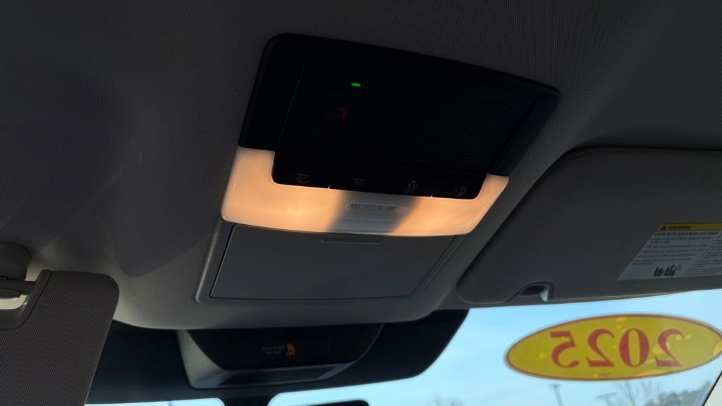 Certified 2025 Nissan Pathfinder SL image 23