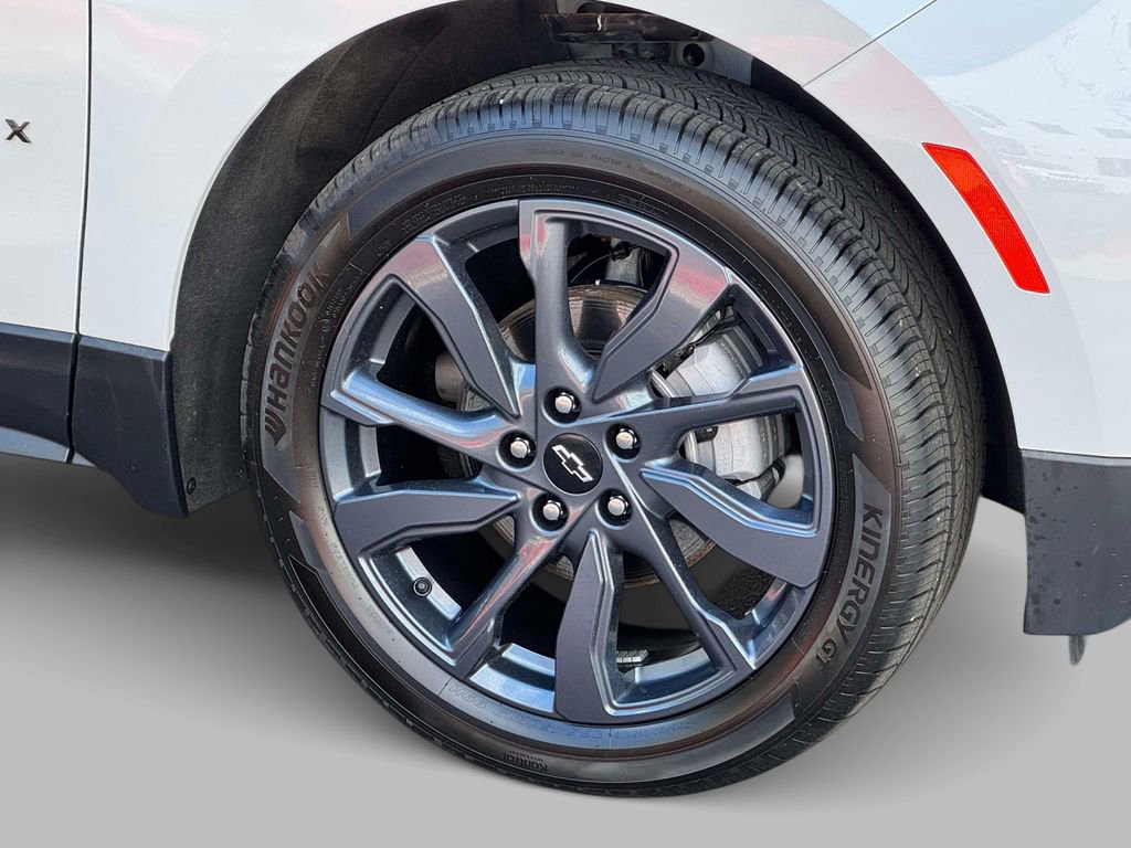 Used 2023 Chevrolet Equinox RS FWD image 13