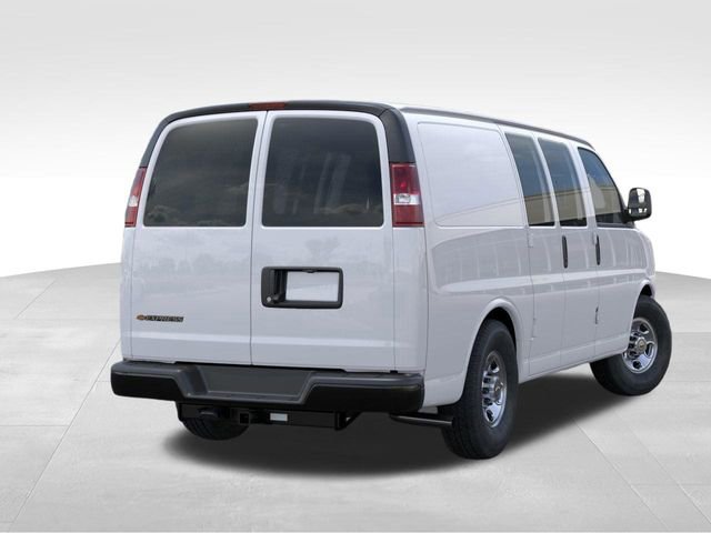 New 2026 Chevrolet Express 2500 w/ Driver Convenience Package RWD image 4