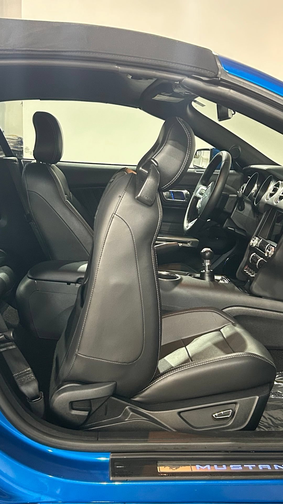 Used 2019 Ford Mustang GT Premium RWD image 60