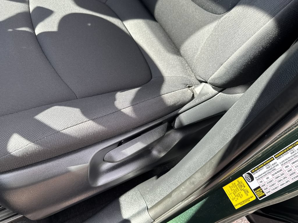 Used 2023 Toyota Corolla Cross LE w/ Moonroof Package AWD/4WD image 45