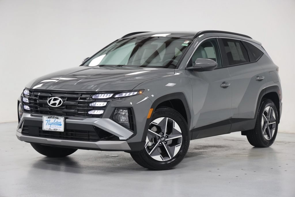 Certified 2025 Hyundai Tucson SEL AWD/4WD image 1