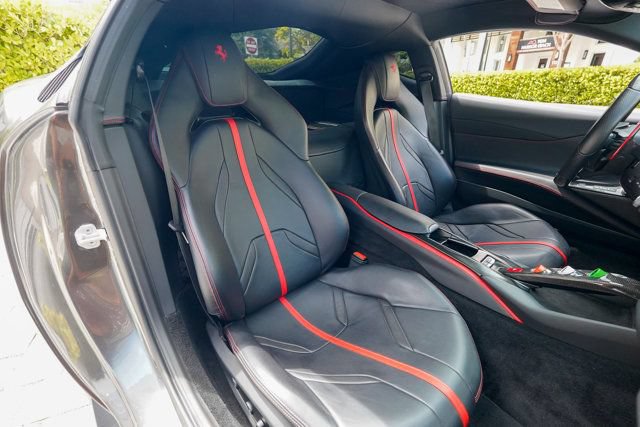 Used 2020 Ferrari 812 Superfast RWD image 84