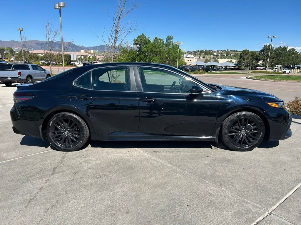 Used 2021 Toyota Camry SE w/ Cold Weather Package AWD/4WD image 9