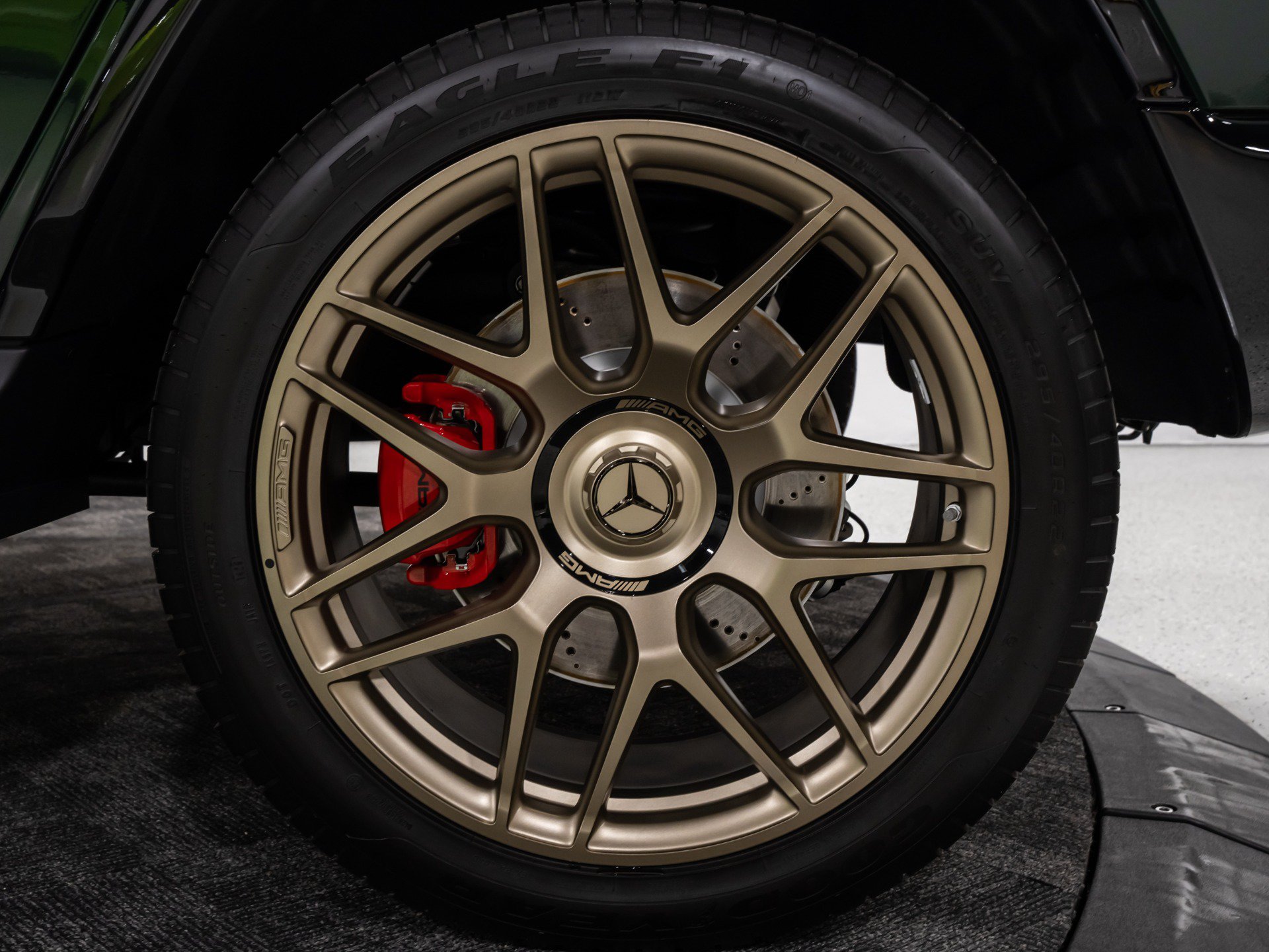 Used 2027 Mercedes-Benz G 63 AMG 4MATIC image 30