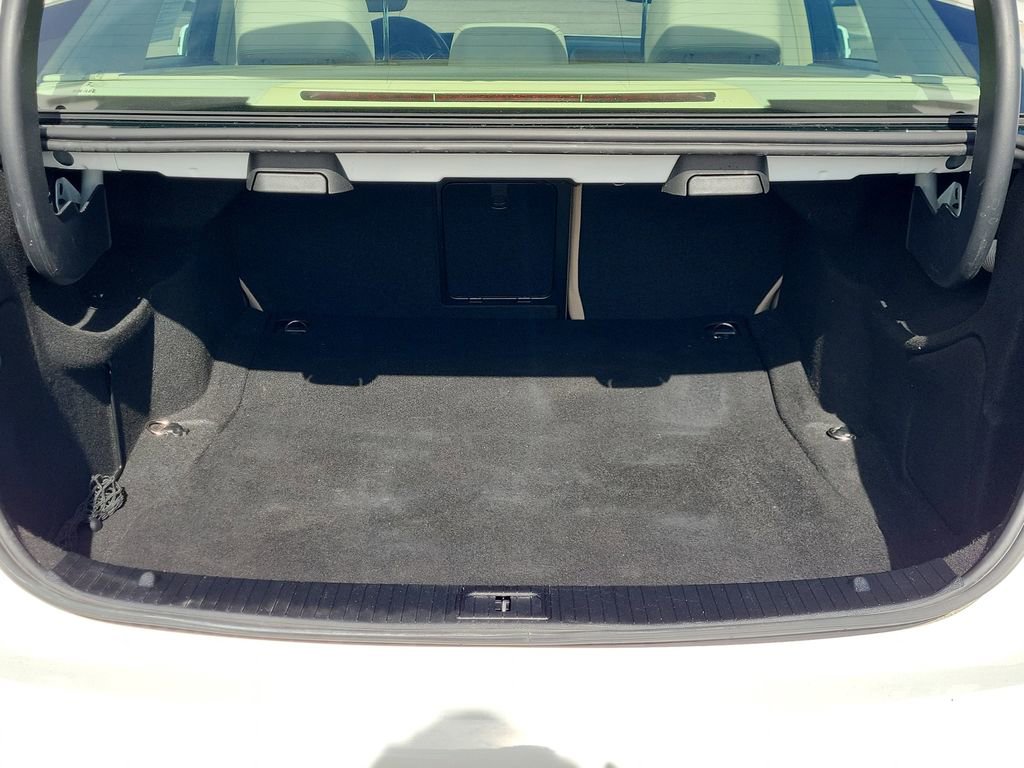 Used 2014 Mercedes-Benz E 350 4MATIC Sedan w/ Premium 1 Package image 14